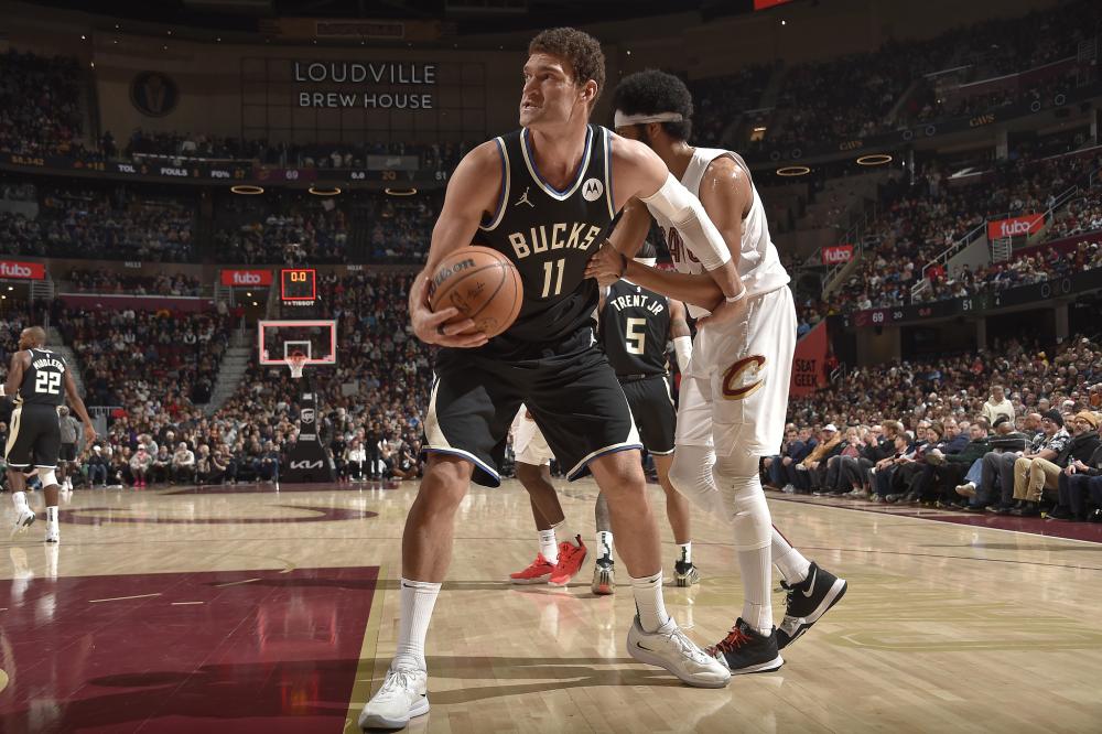 中场调度和 中场调度和