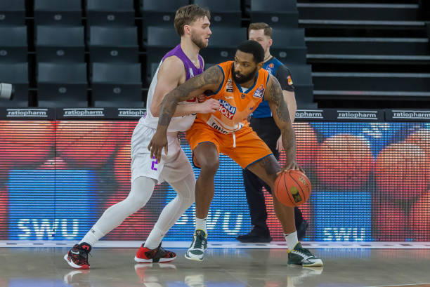 会显得刻意 会显得刻意