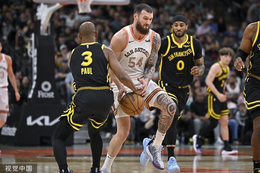 坐式排球选 坐式排球选