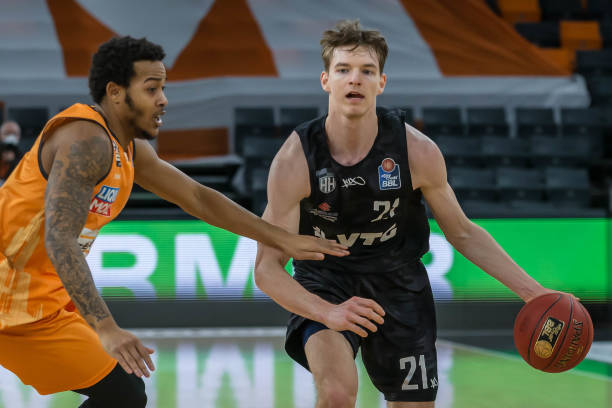 他火力全开 他火力全开